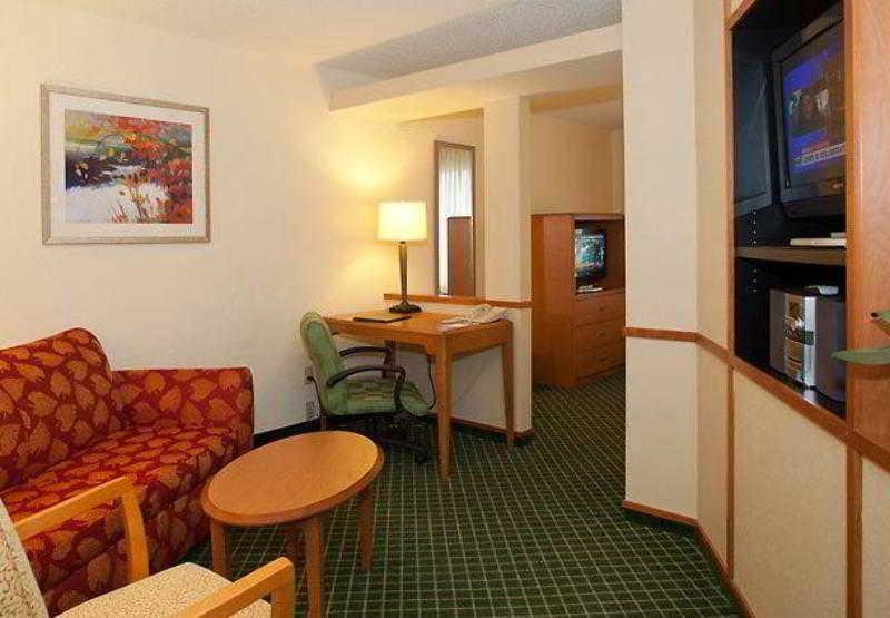 Fairfield Inn & Suites By Marriott Cleveland Streetsboro Exterior foto