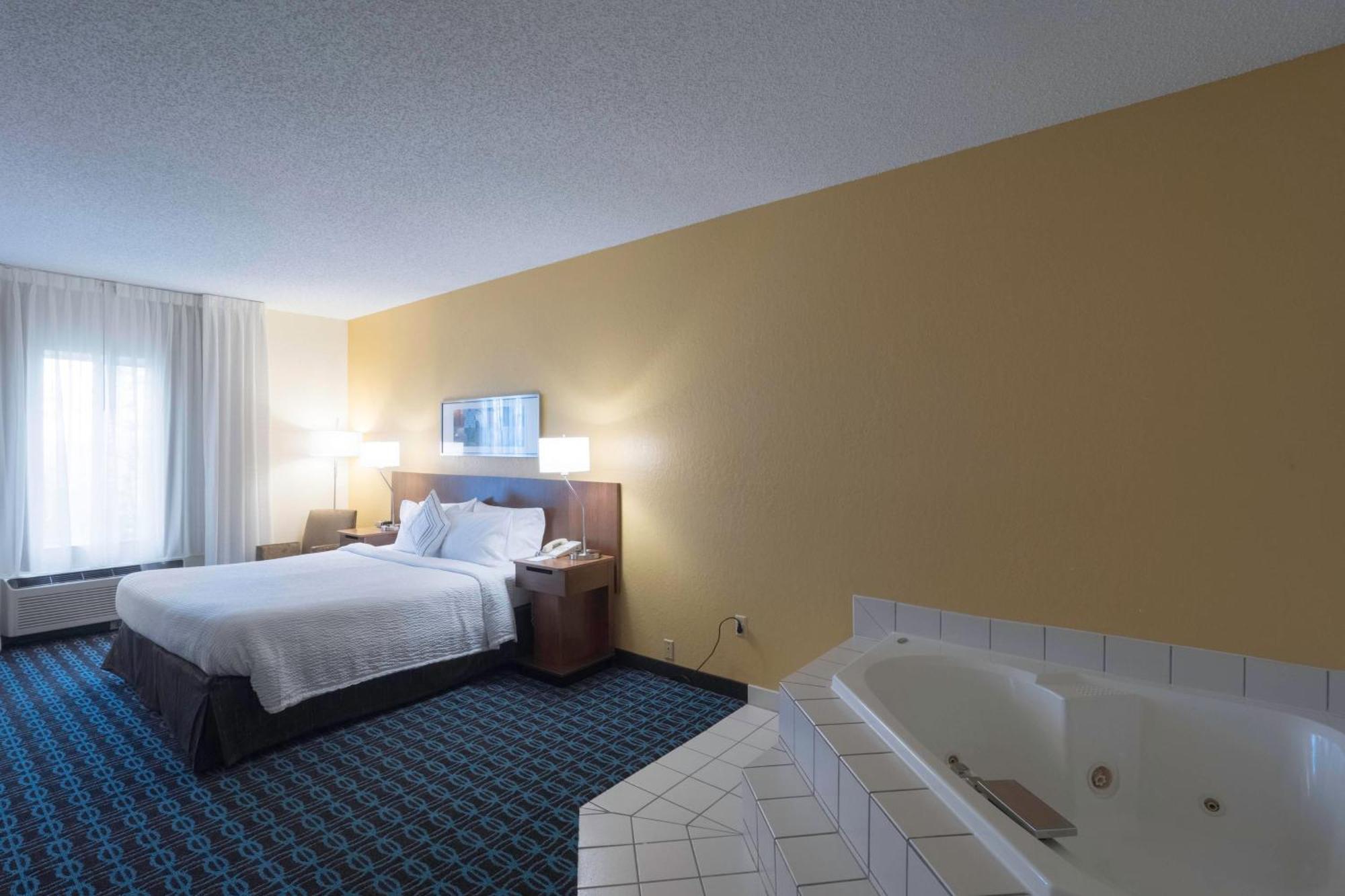 Fairfield Inn & Suites By Marriott Cleveland Streetsboro Exterior foto